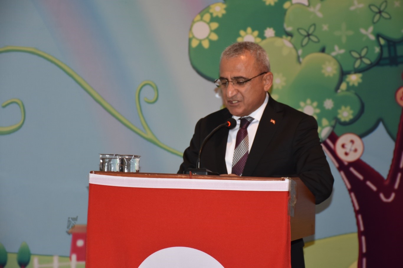 Bitlis&rsquo;te &lsquo;İlk&ouml;ğretim Haftası&rsquo; t&ouml;reni
