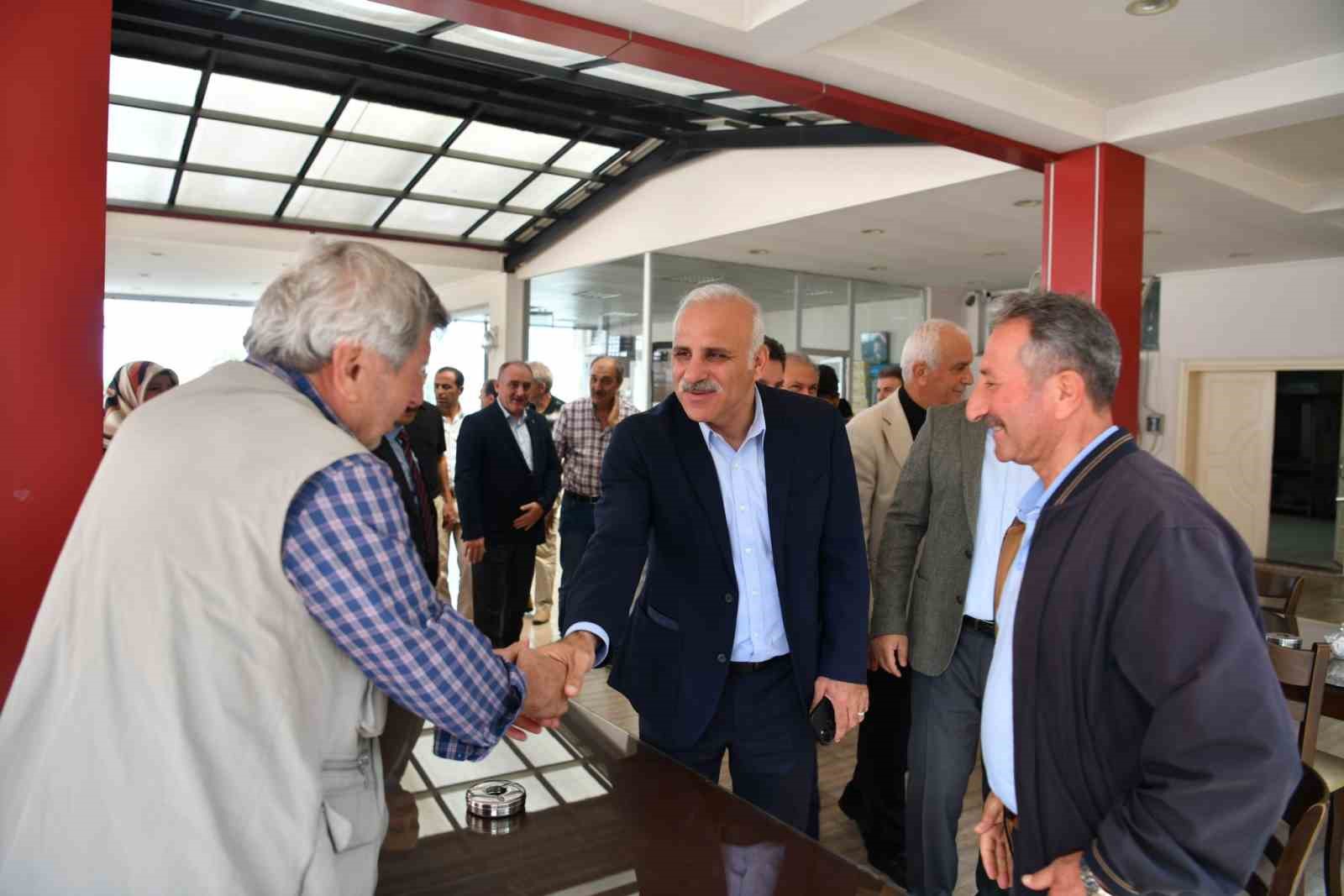 Başkan Zorluoğlu Yomra’da esnaf ve vatandaşlarla buluştu