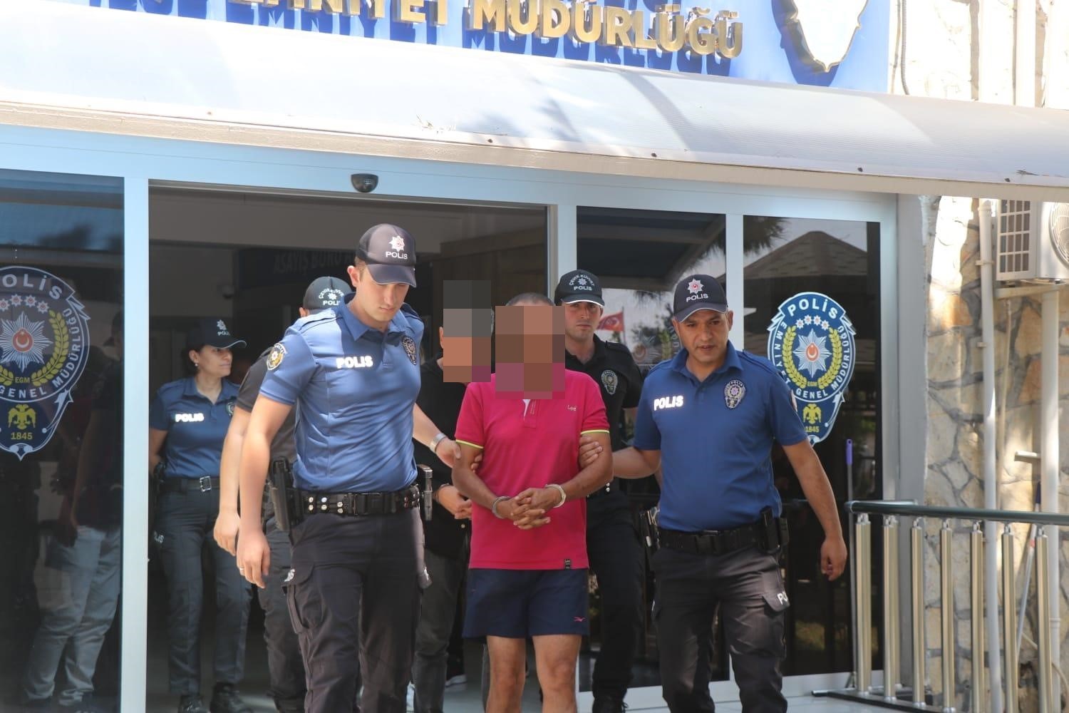 Didim’de göçmen kaçakçısı 3 organizatör tutuklandı
