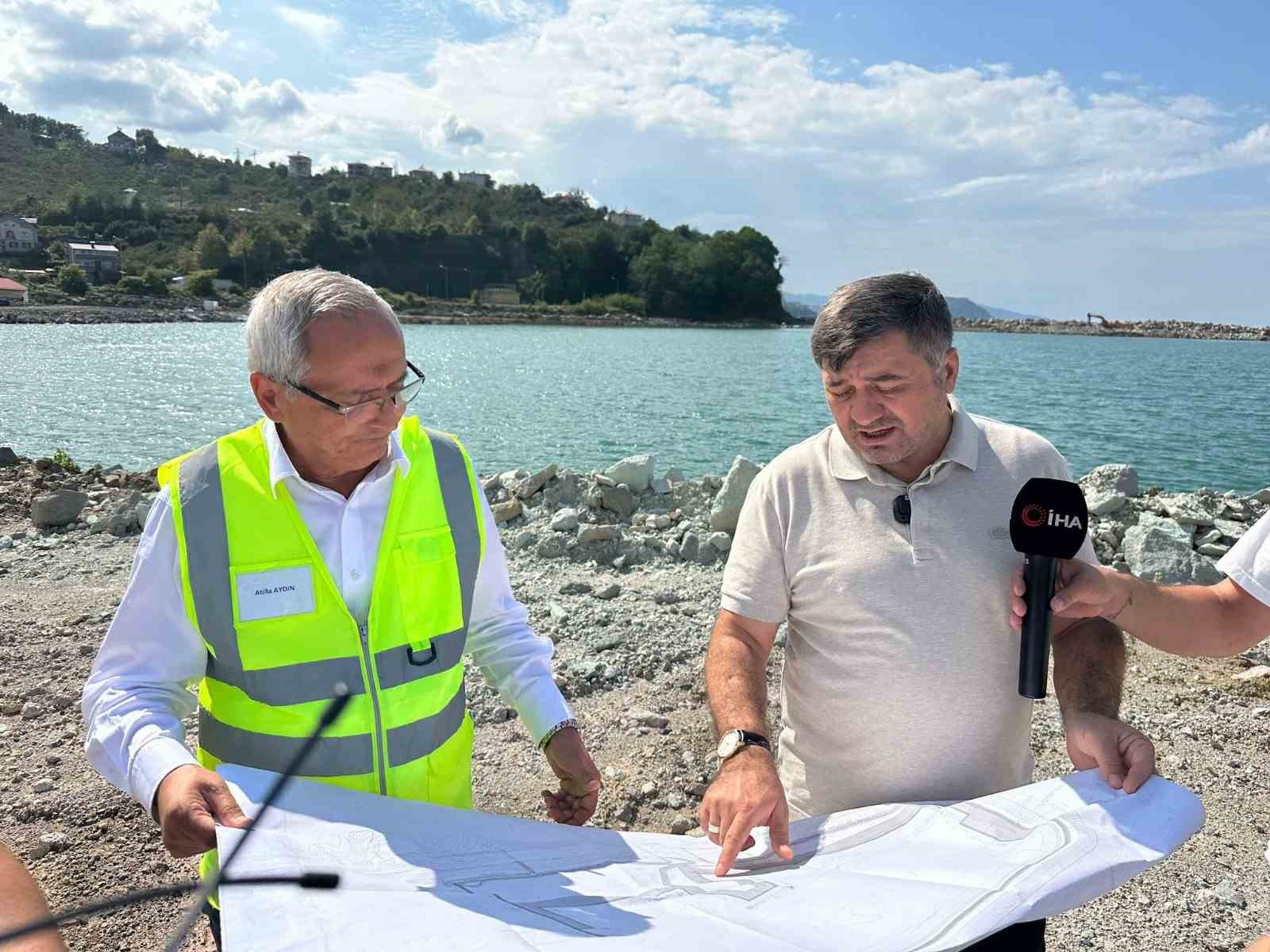 Türkiyenin en büyük balıkçı barınağı 2025 yılında hizmete girecek 
