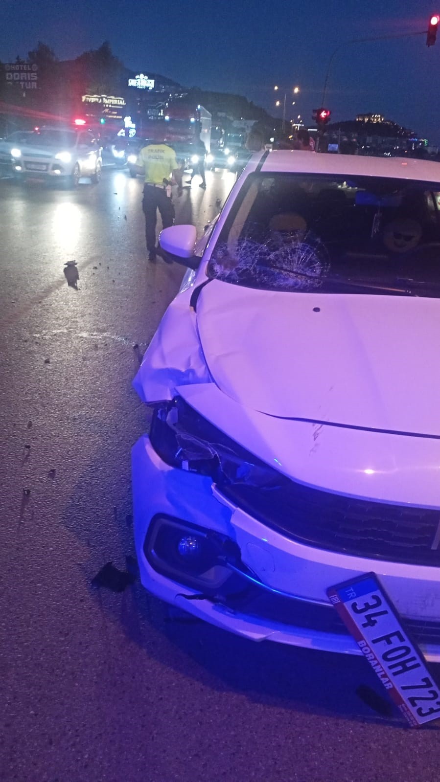 Alanya&rsquo;da yaya ge&ccedil;idinde otomobilin &ccedil;arptığı Norve&ccedil;li yaşamını yitirdi
