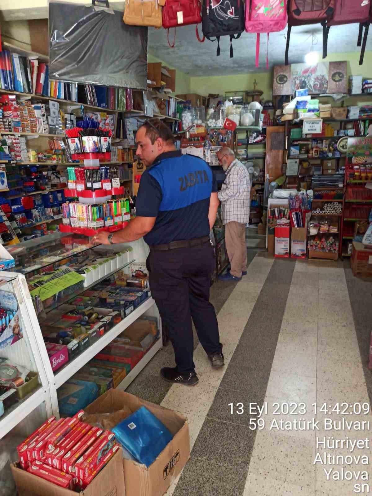 Altınova&rsquo;da zabıtadan kırtasiyelere denetim
