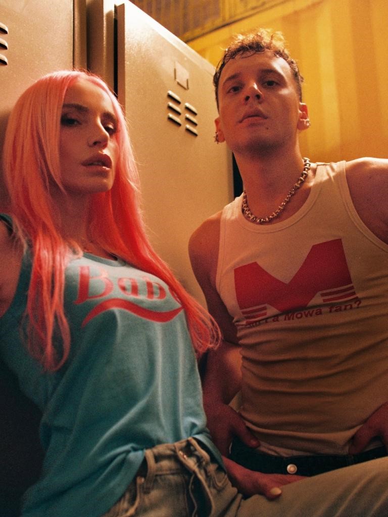 Muud&rsquo;da yaza damgasını vuran şarkılar a&ccedil;ıklandı
