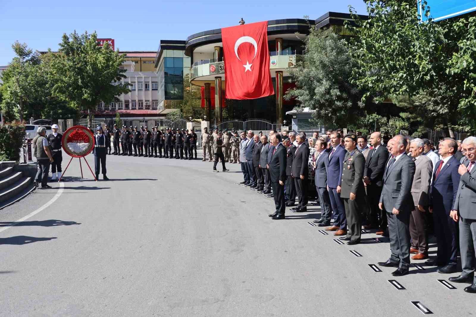 Siirt’in şeref günü törenlerle kutlandı