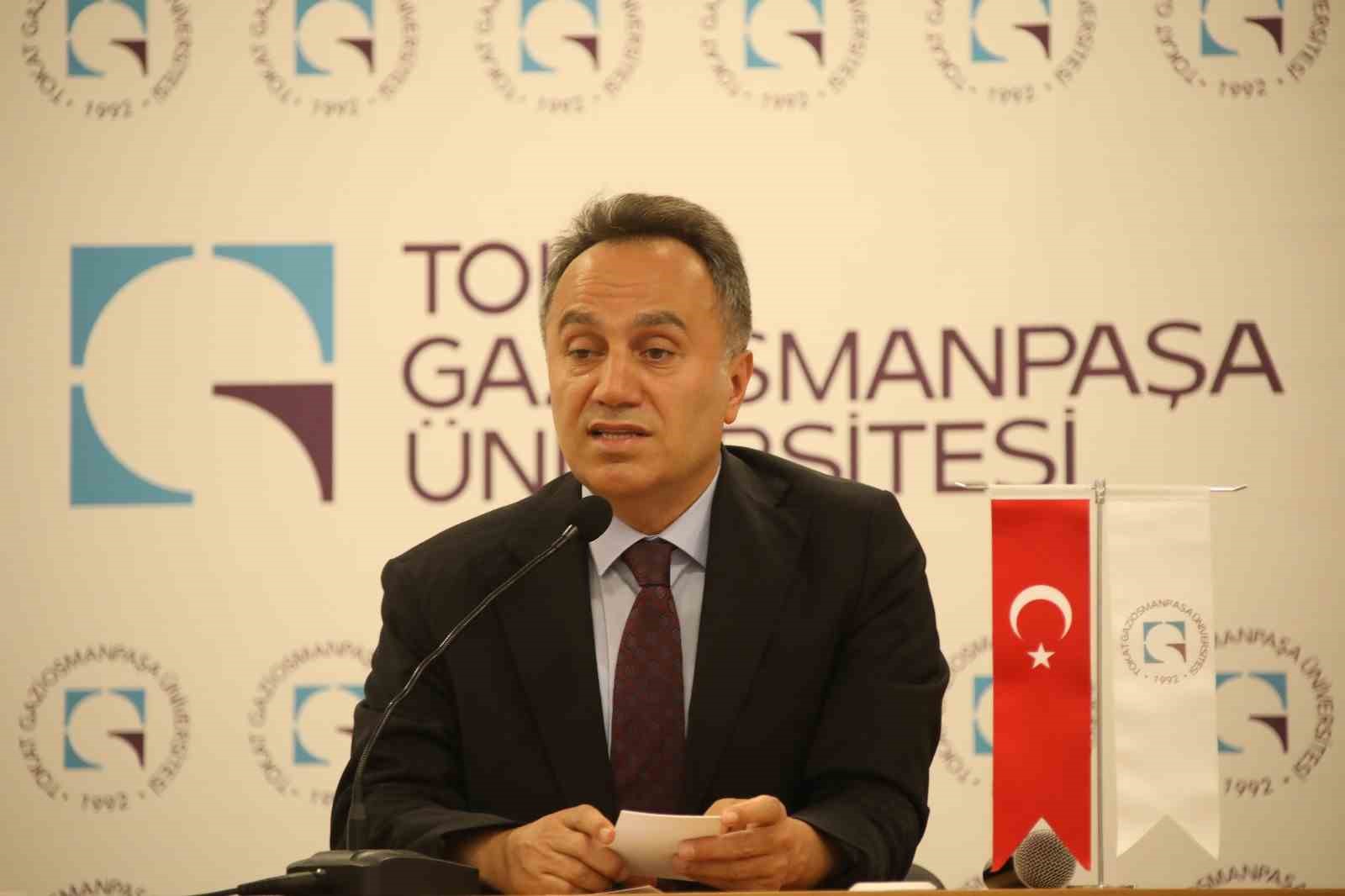 Rektörden lise öğrencilerine açılış dersi