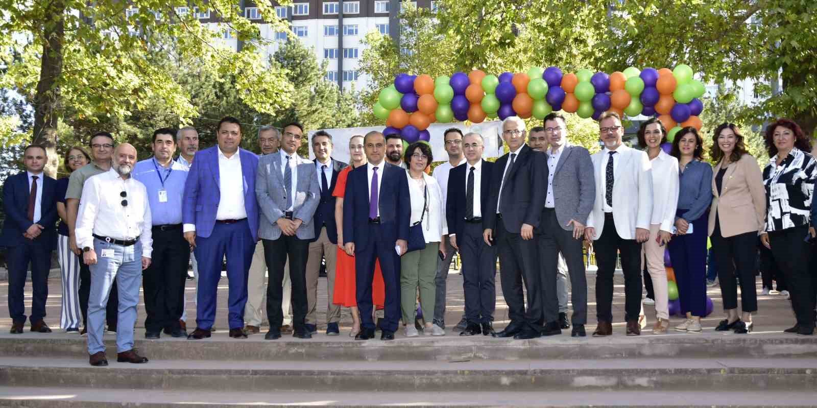 ESOGÜ Hastanesi mensupları pilav gününde buluştu
