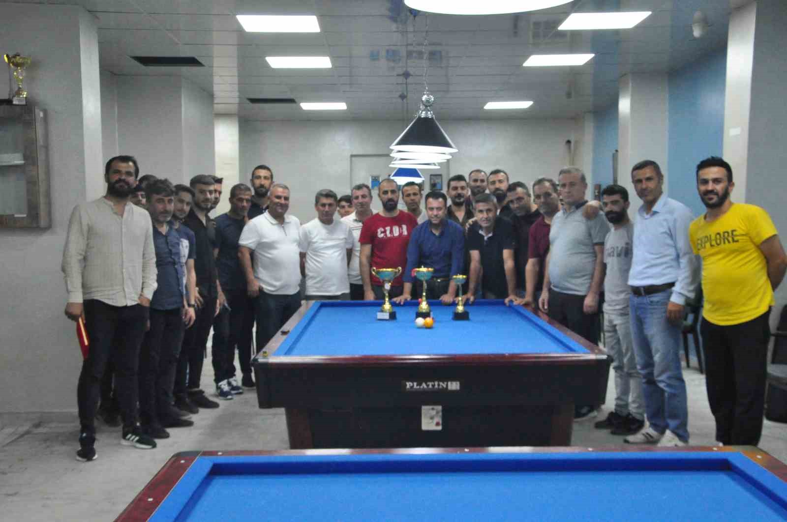 Şırnak’ta 3 bant bilardo il birinciliği turnuvası yapıldı