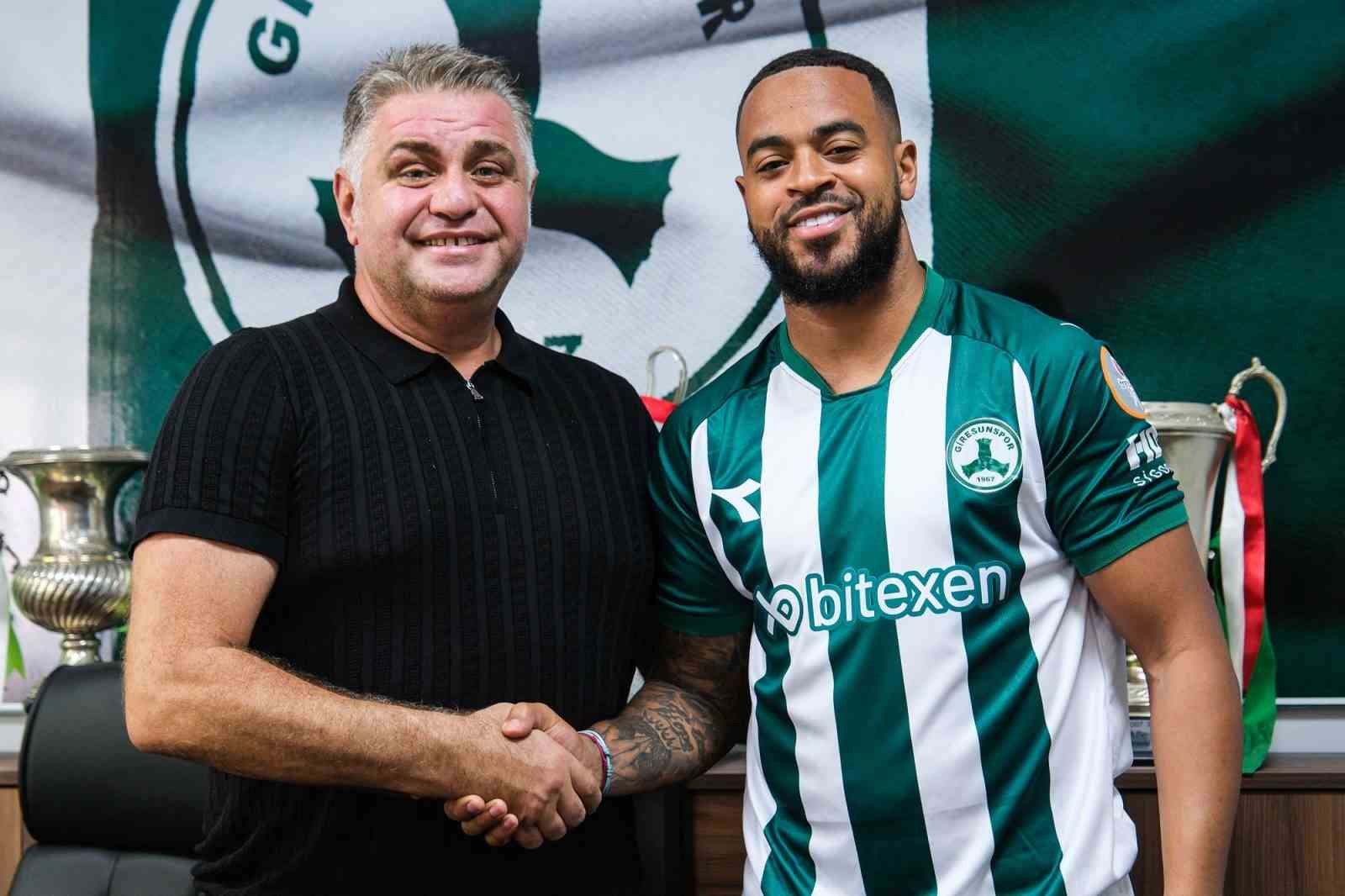 Brandley Kuwas yeniden Giresunspor’da