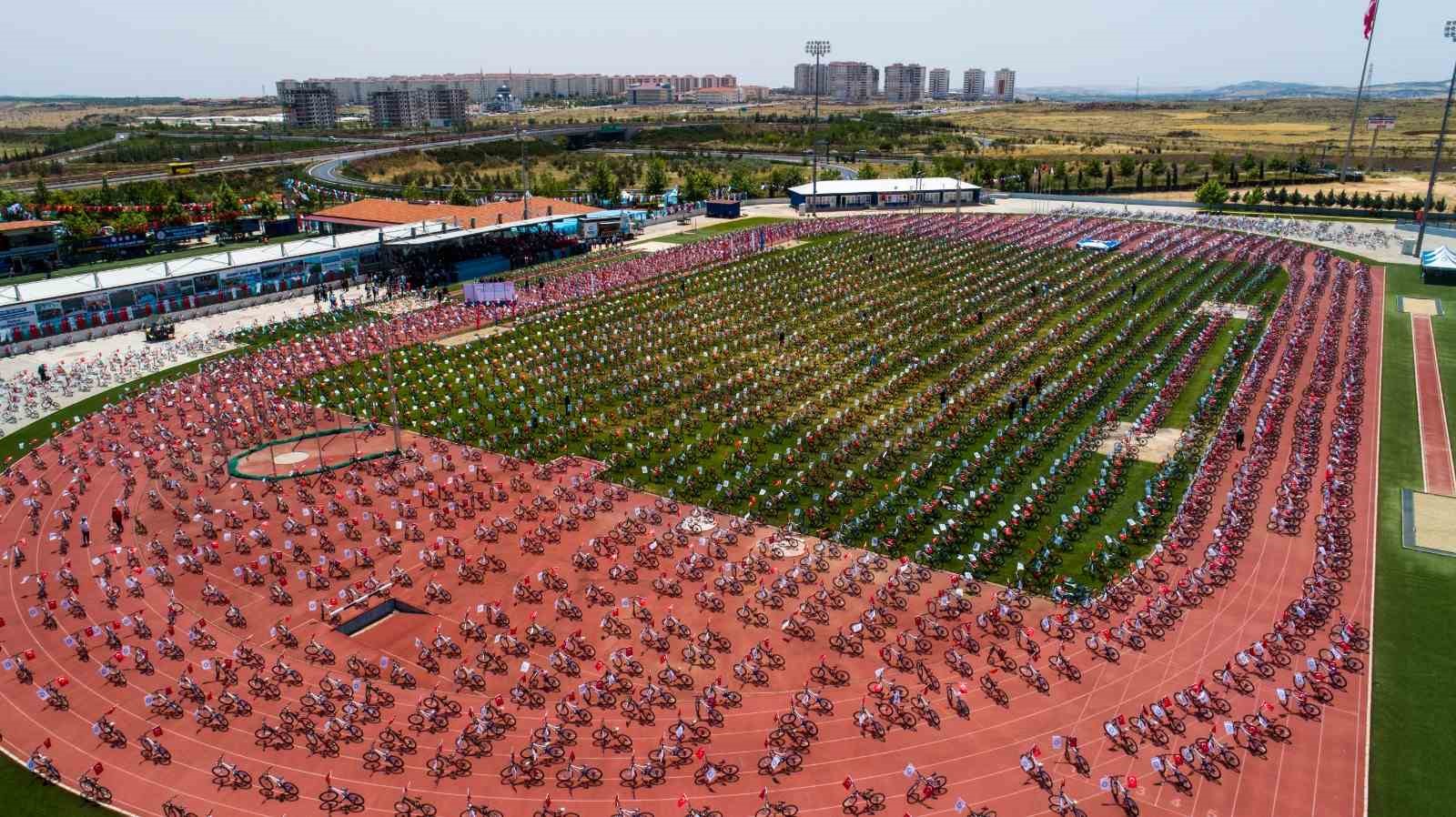 Şahinbey Belediyesi’nden 104 bin bisiklet
