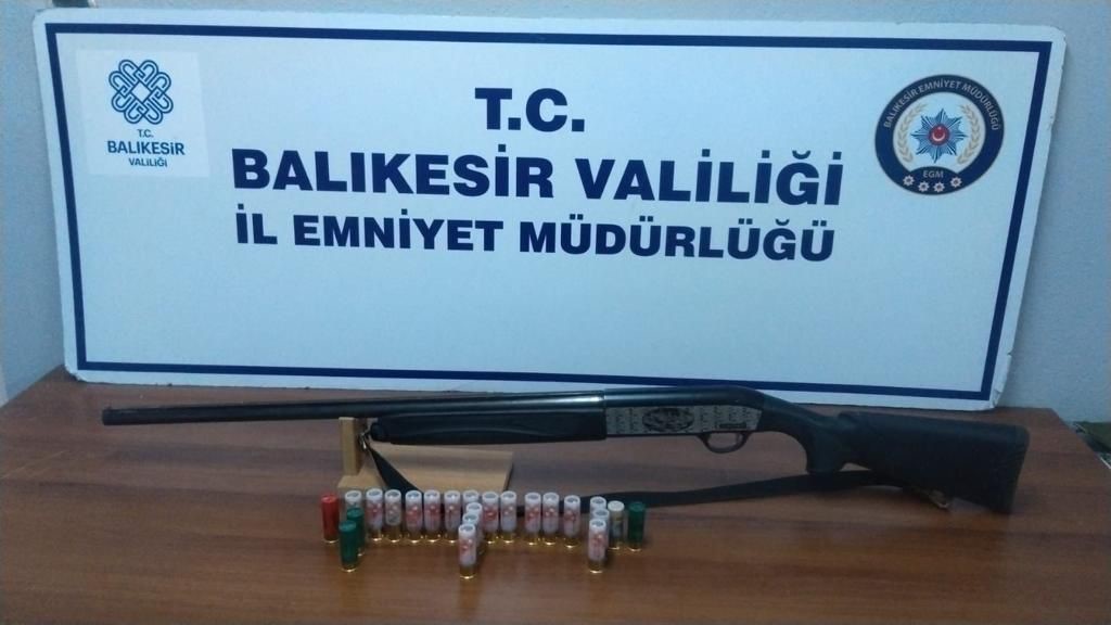 Balıkesir’de aranan 22 şahıstan 15’i tutuklandı