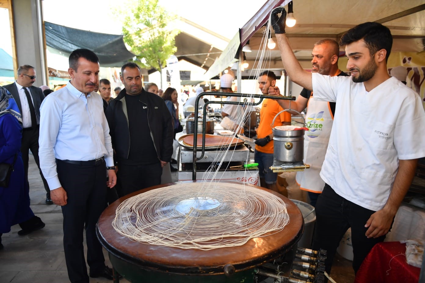 Altındağ Belediyesi&rsquo;nden depremzede esnafa destek
