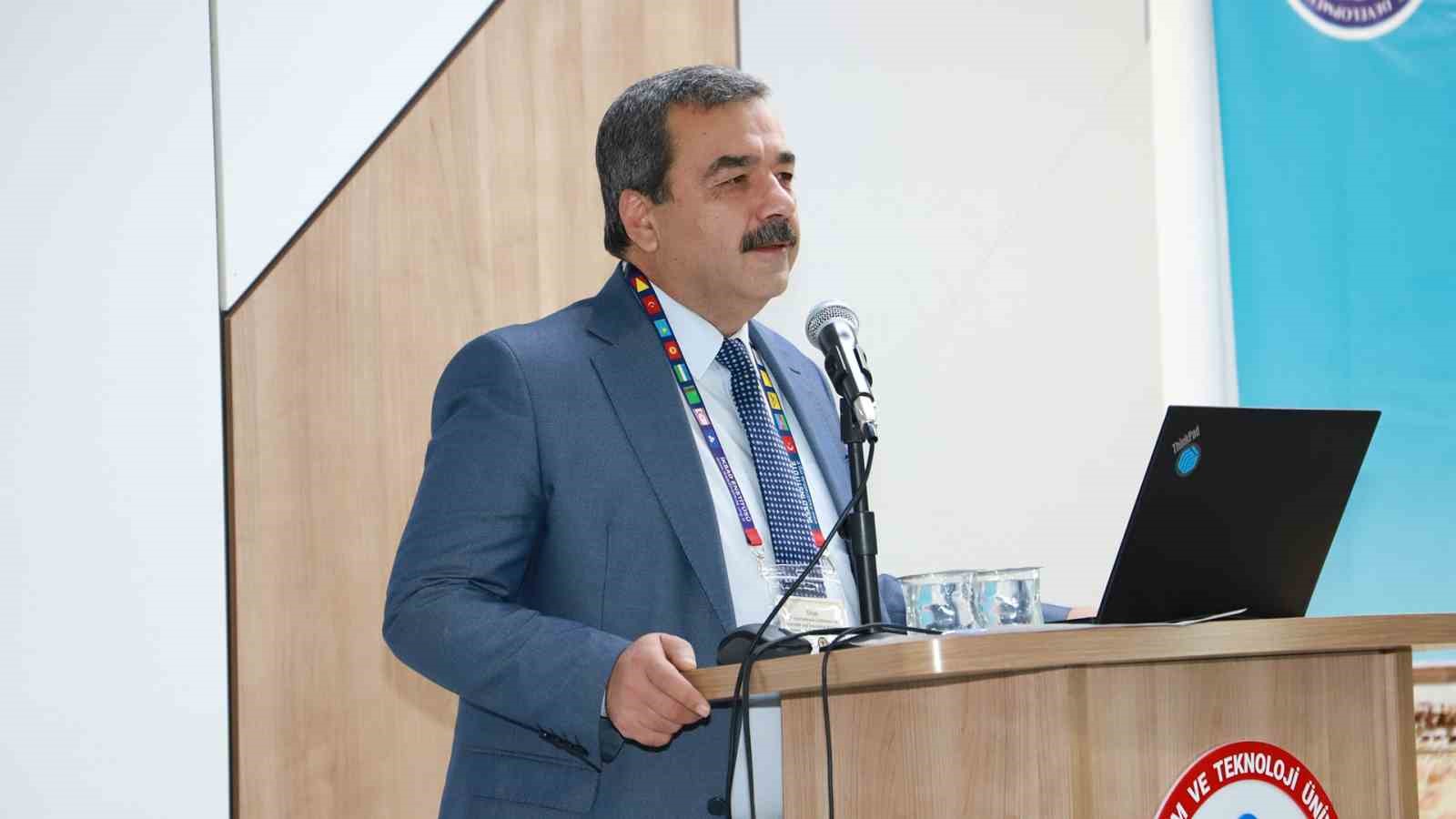Sivas’ta Bilimsel Araştırmalar ve İnovasyon Kongresi başladı