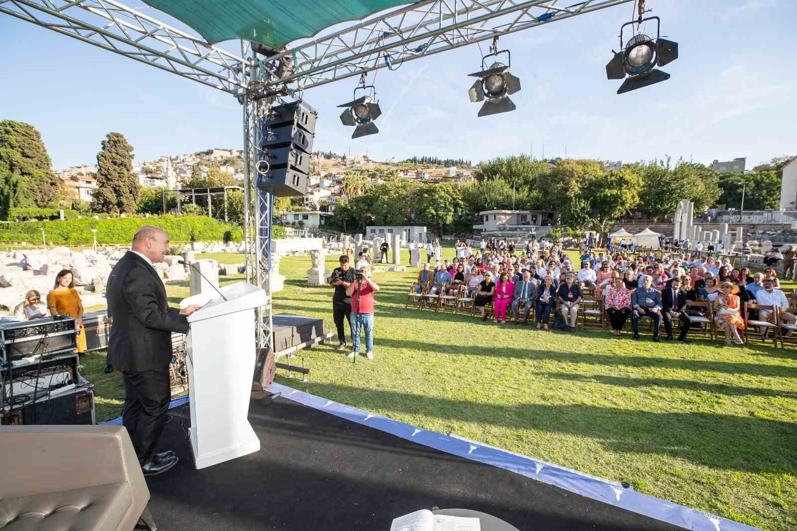 7. Uluslararası İzmir Edebiyat Festivali başladı
