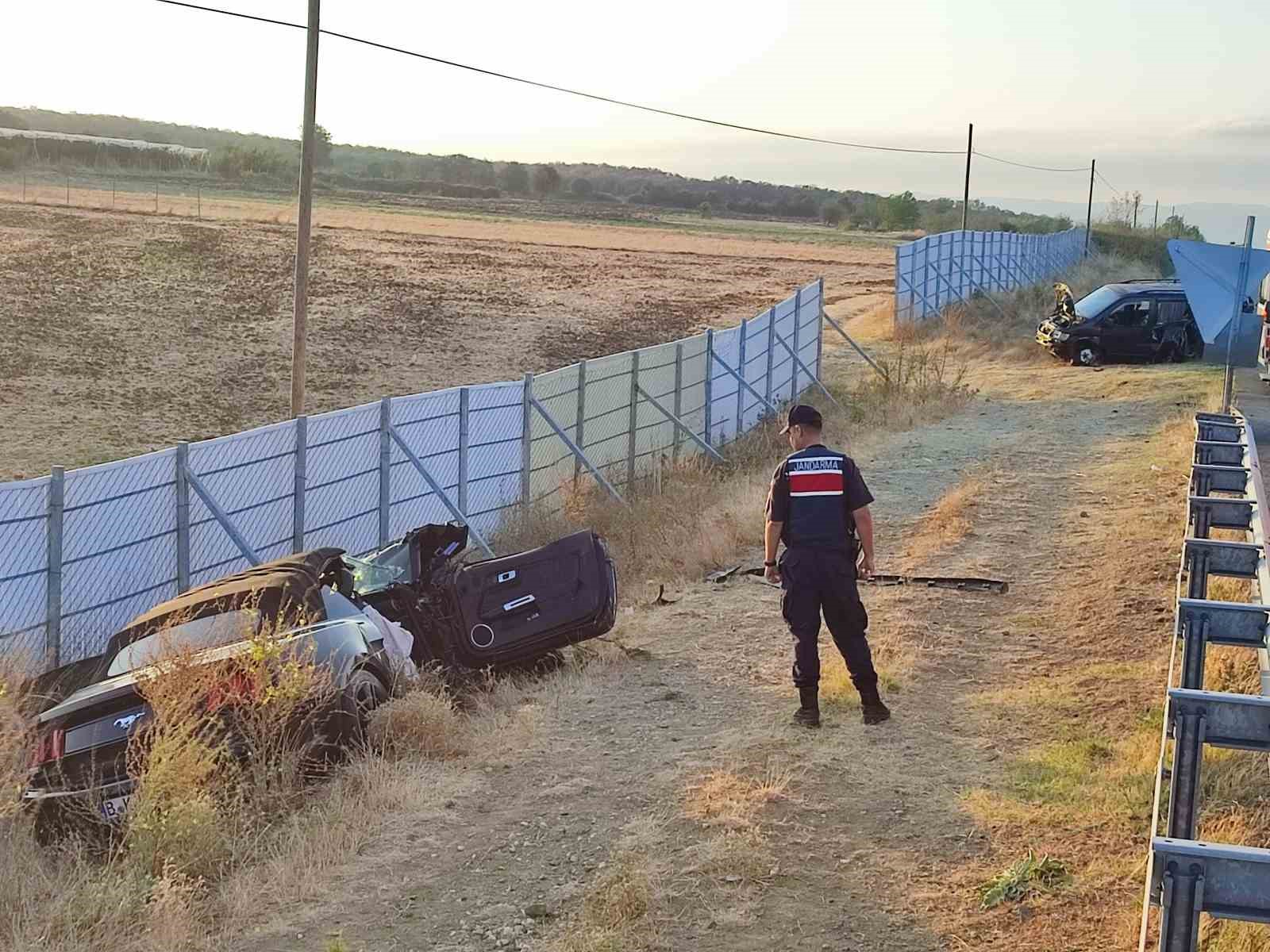 Feci kazada 3 kişi hayatını kaybetti