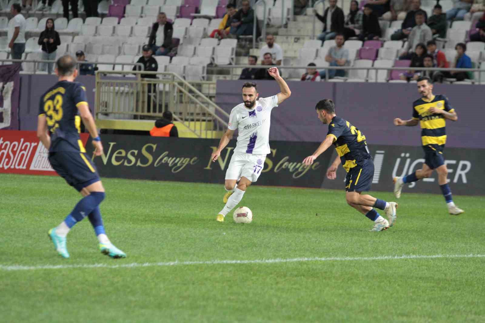 TFF 3. Lig: 52 Orduspor FK: 3 - Tarsus İdman Yurdu: 0
