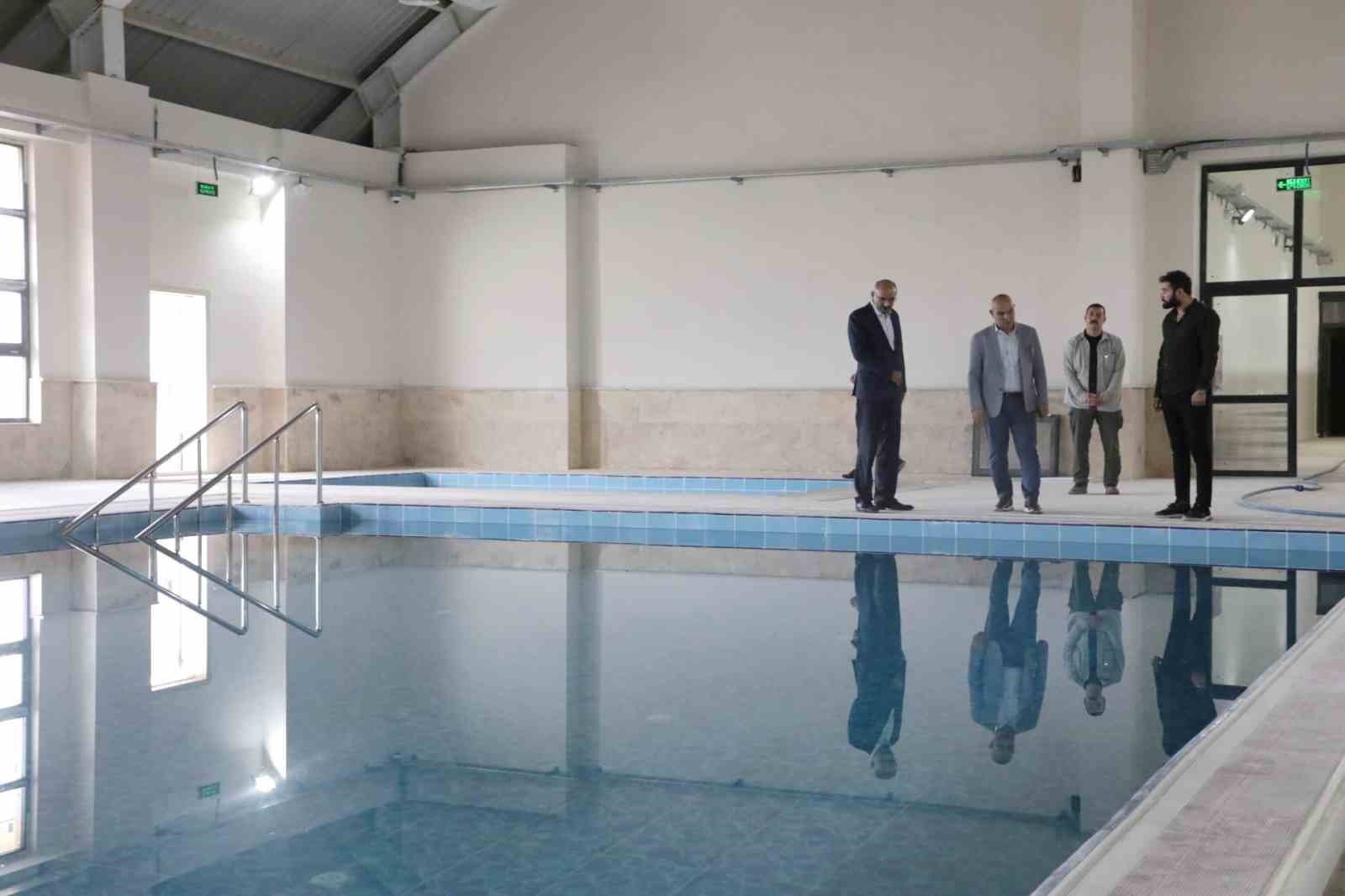 Ağrı Valisi Ko&ccedil;, sağlık ve turizm tesislerini gezdi
