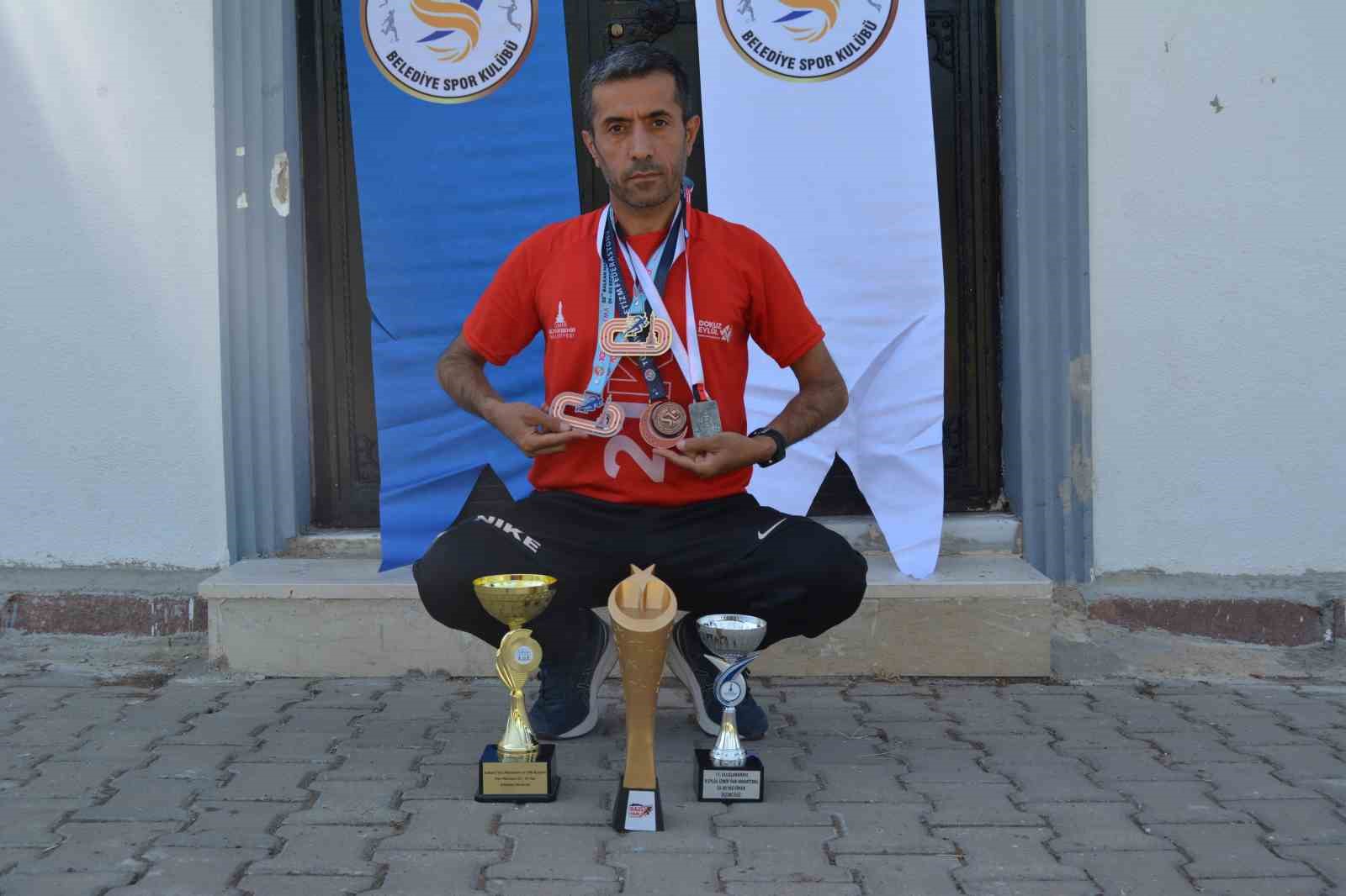 Bah&ccedil;ıvanlıktan Balkan şampiyonluğuna uzanan başarı &ouml;yk&uuml;s&uuml;
