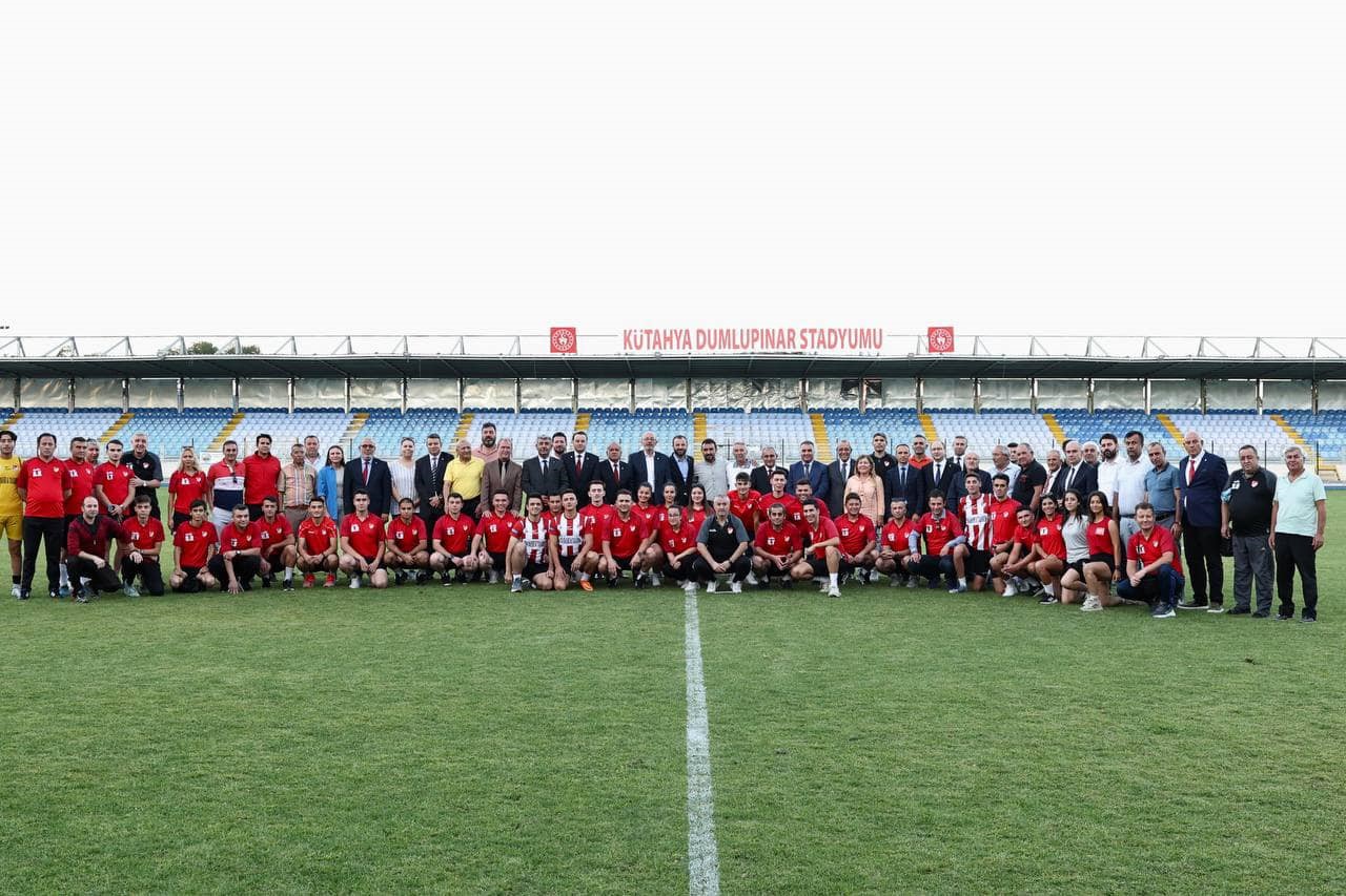 Kütahya’da Türkiye Futbol Faal Hakemler ve Gözlemciler Derneği sezonu açtı