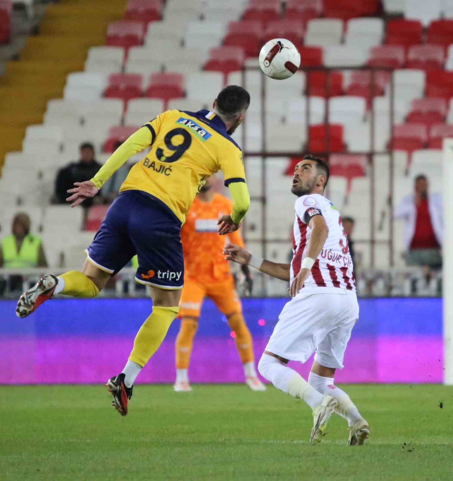 Trendyol Süper Lig: E.Y Sivasspor: 1 - MKE Ankaragücü: 3 (Maç sonucu)
