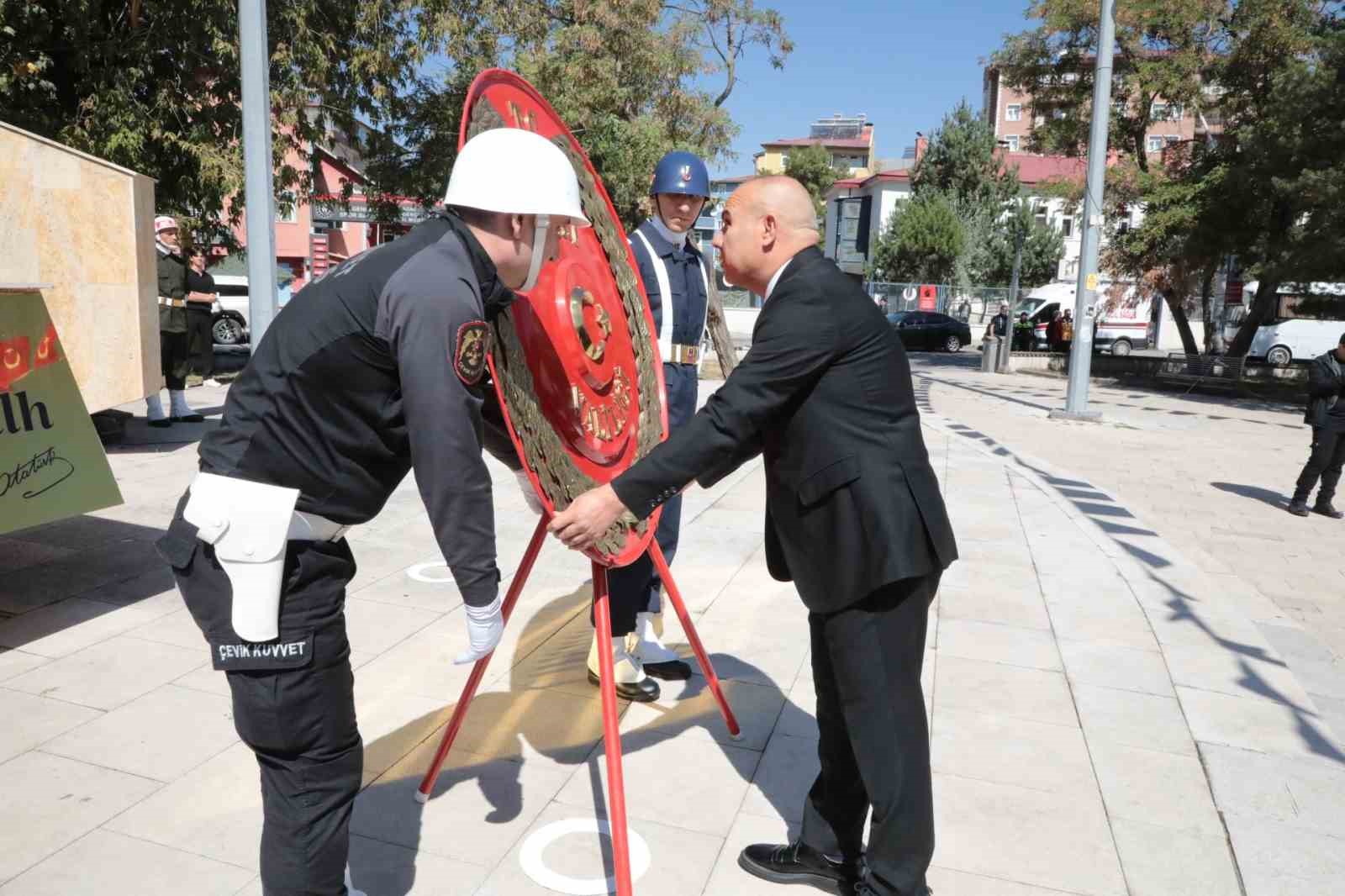 Ağrı’da gaziler anıldı