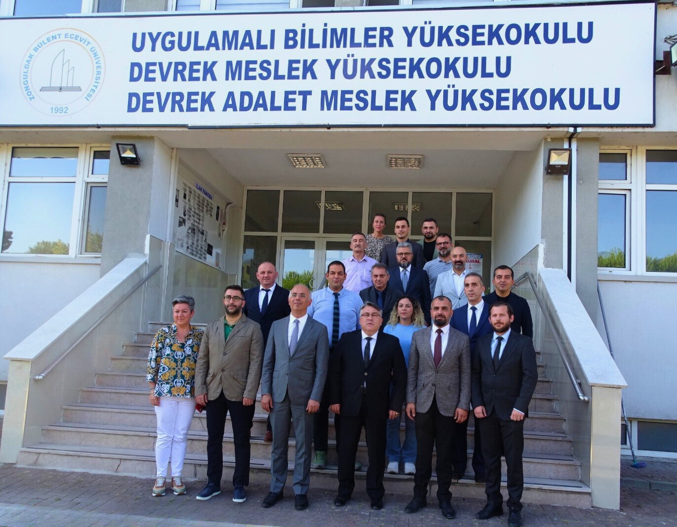 Rekt&ouml;r &Ouml;z&ouml;l&ccedil;er&rsquo;den Devrek Kamp&uuml;s&uuml;ne ziyaret
