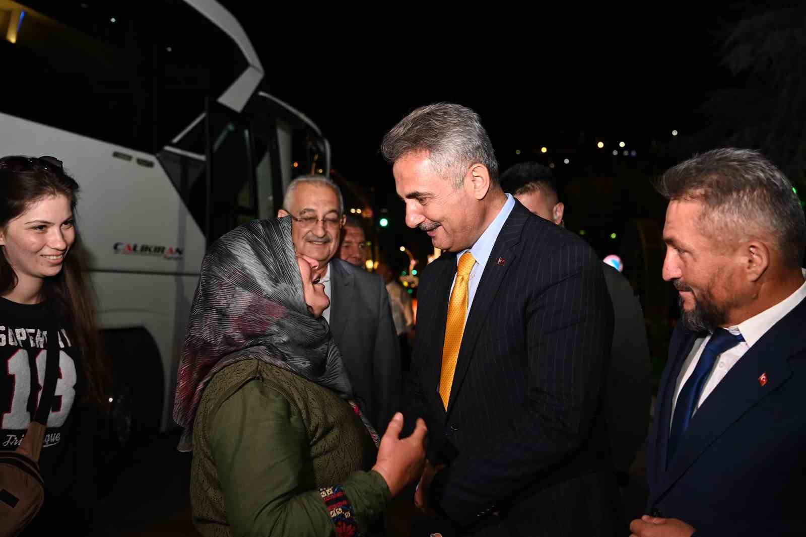 Mamak Belediyesi kadınlara y&ouml;nelik k&uuml;lt&uuml;r gezileri d&uuml;zenliyor
