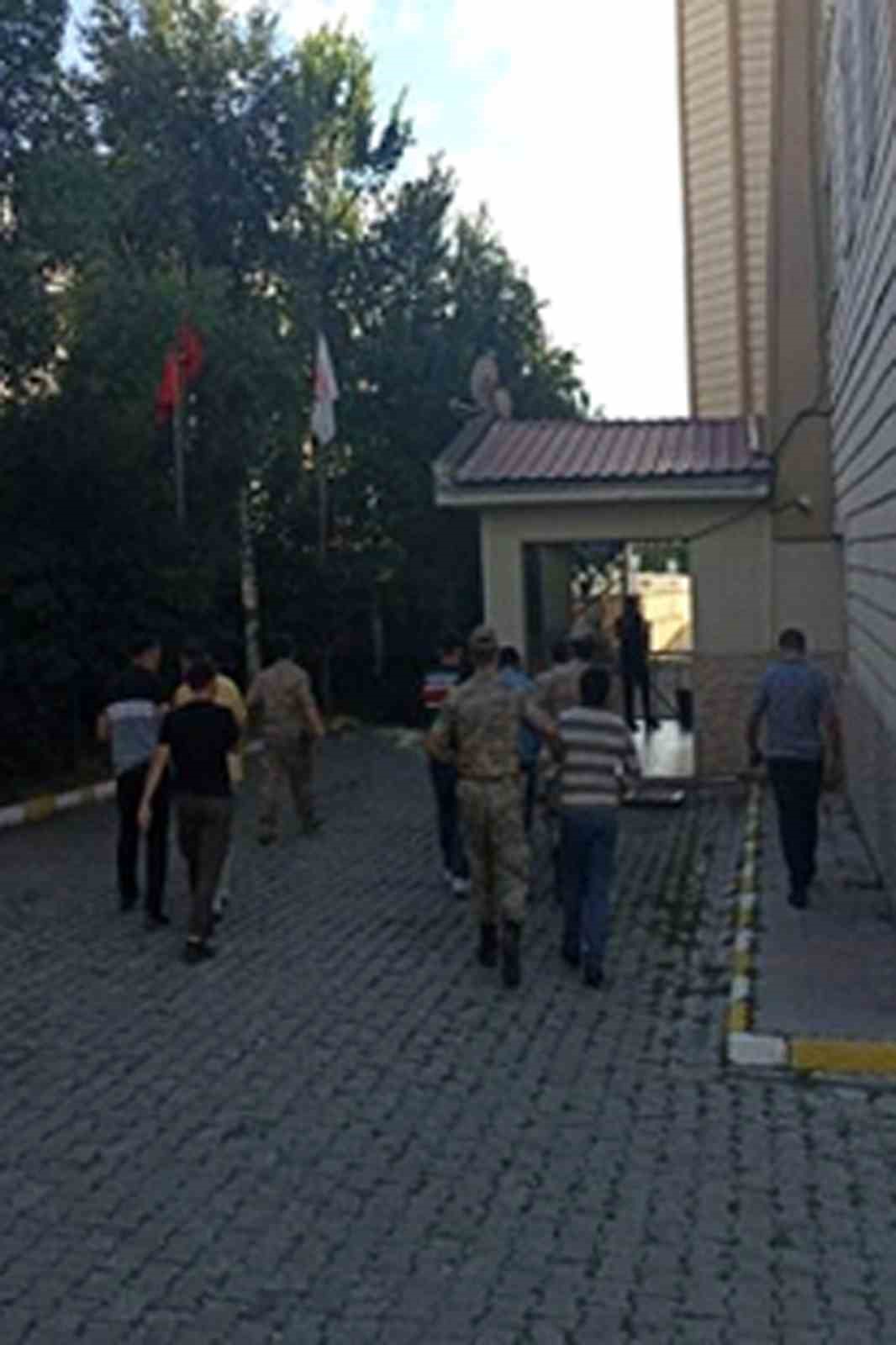 Hayvan hırsızları tutuklandı
