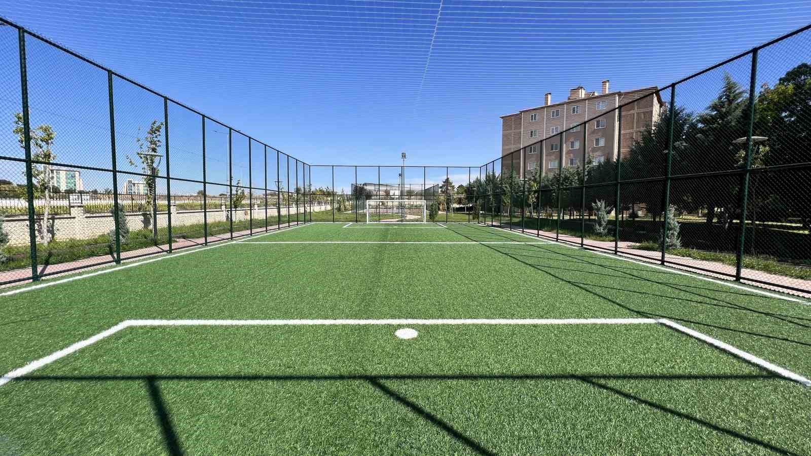 Nevşehir’de semt sahaları hizmete açıldı