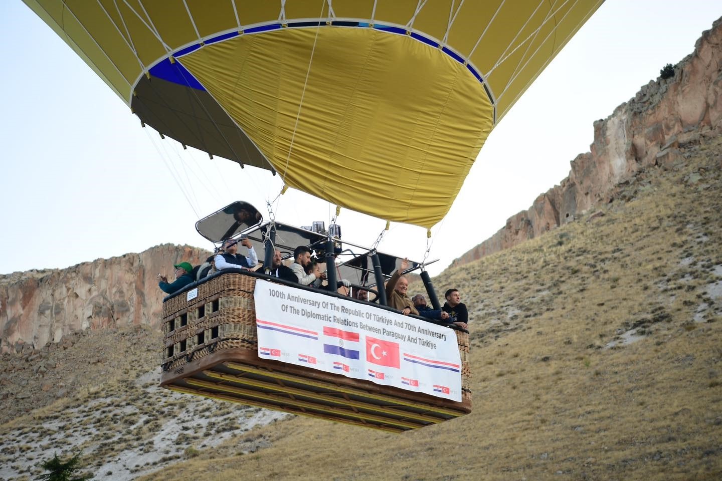 Büyükelçiler ve diplomatlar Soğanlı semalarında balon turu yaptı