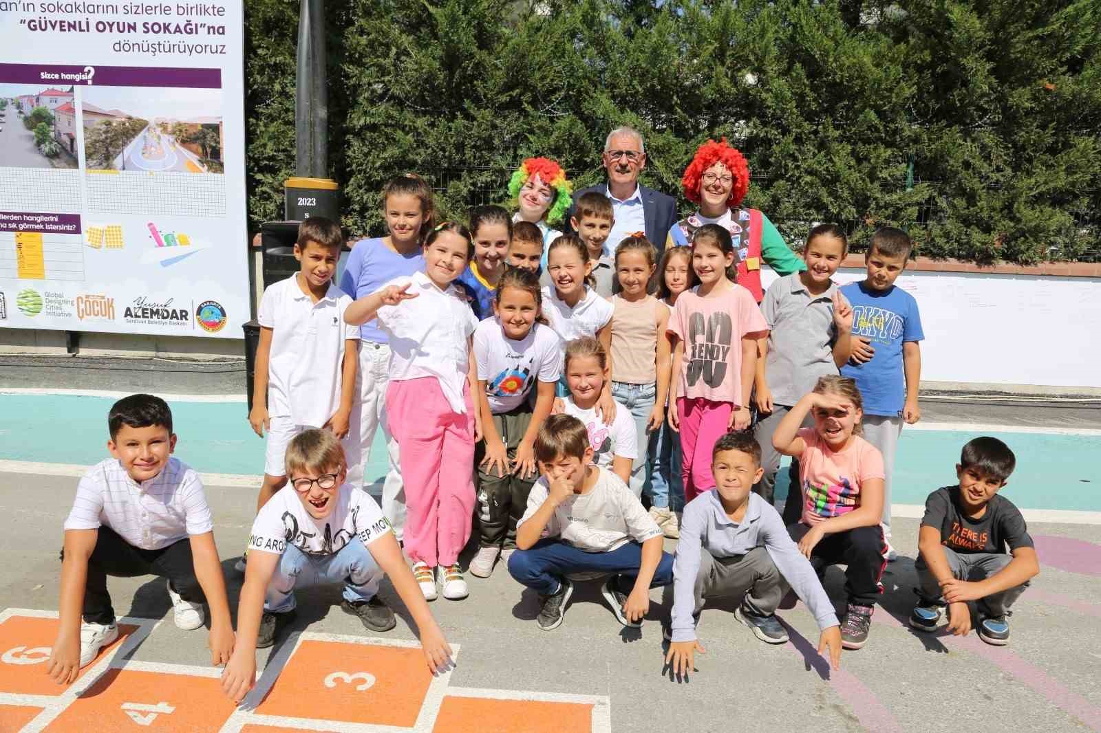 Çocuk Dostu Oyun Sokağı Serdivan’da açıldı
