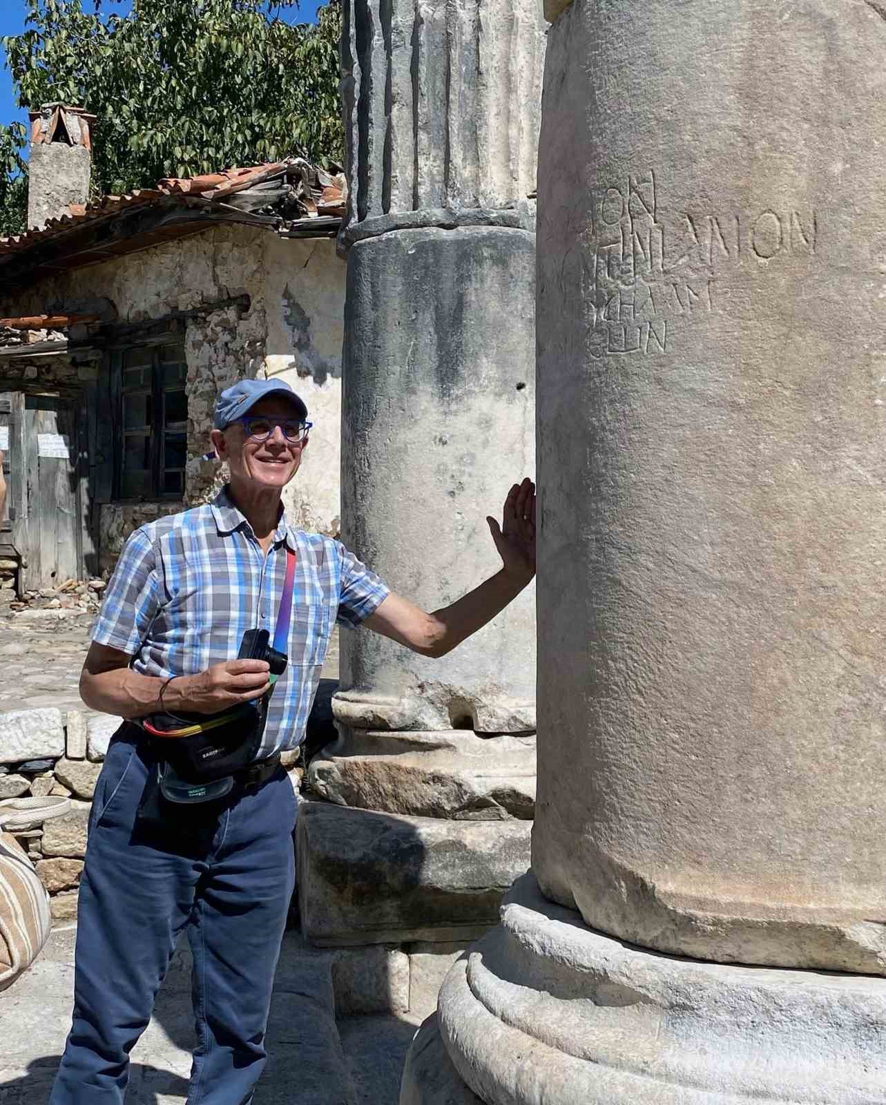 Dünyanın en önemli tarihçisi Stratonikeia’yı ziyaret etti
