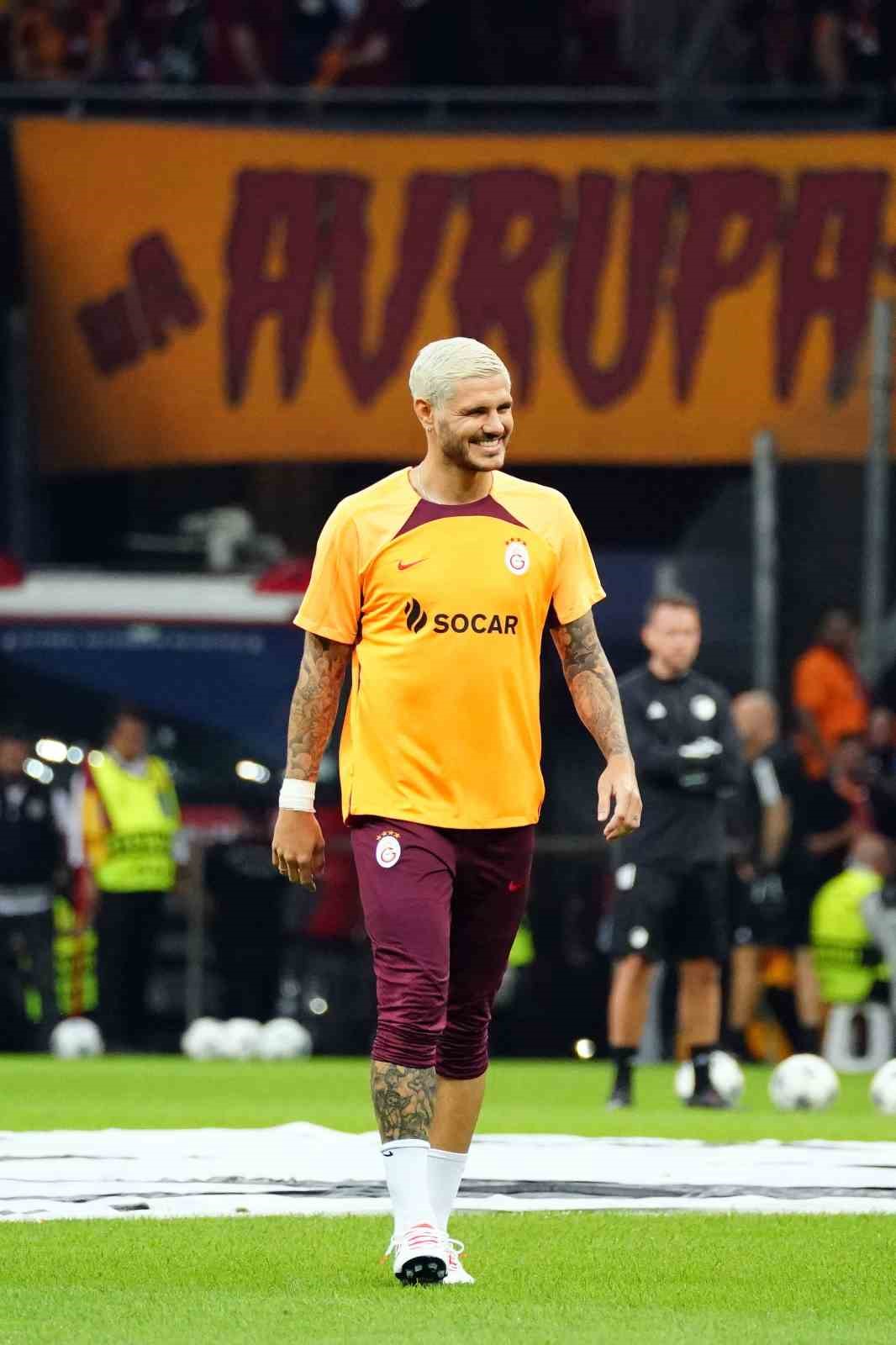 UEFA Şampiyonlar Ligi: Galatasaray: 0 - Kopenhag: 0 (Maç devam ediyor)
