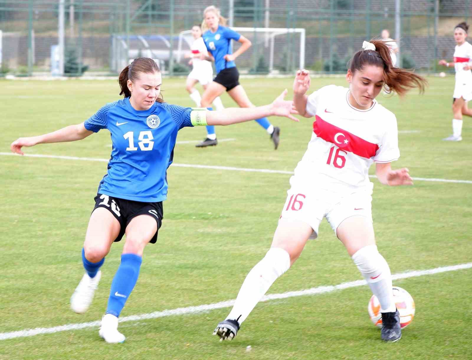 U19 Kadın Milli Futbol Takımı, Estonya’yı 3-2 yendi
