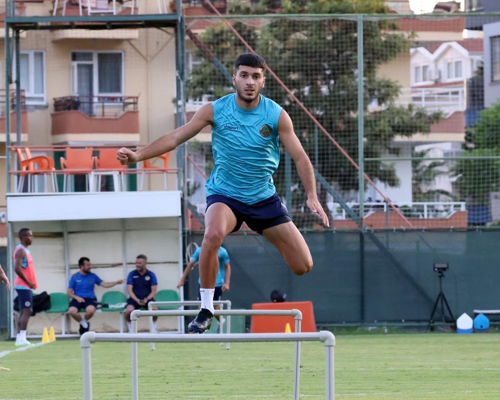 Alanyaspor, Fenerbahçe maçı hazırlıklarını sürdürdü
