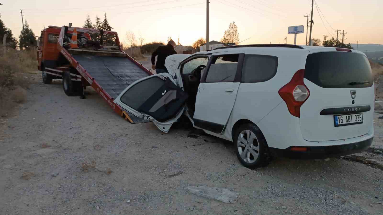 Kütahya’da feci kaza: 2 ölü, 2 yaralı