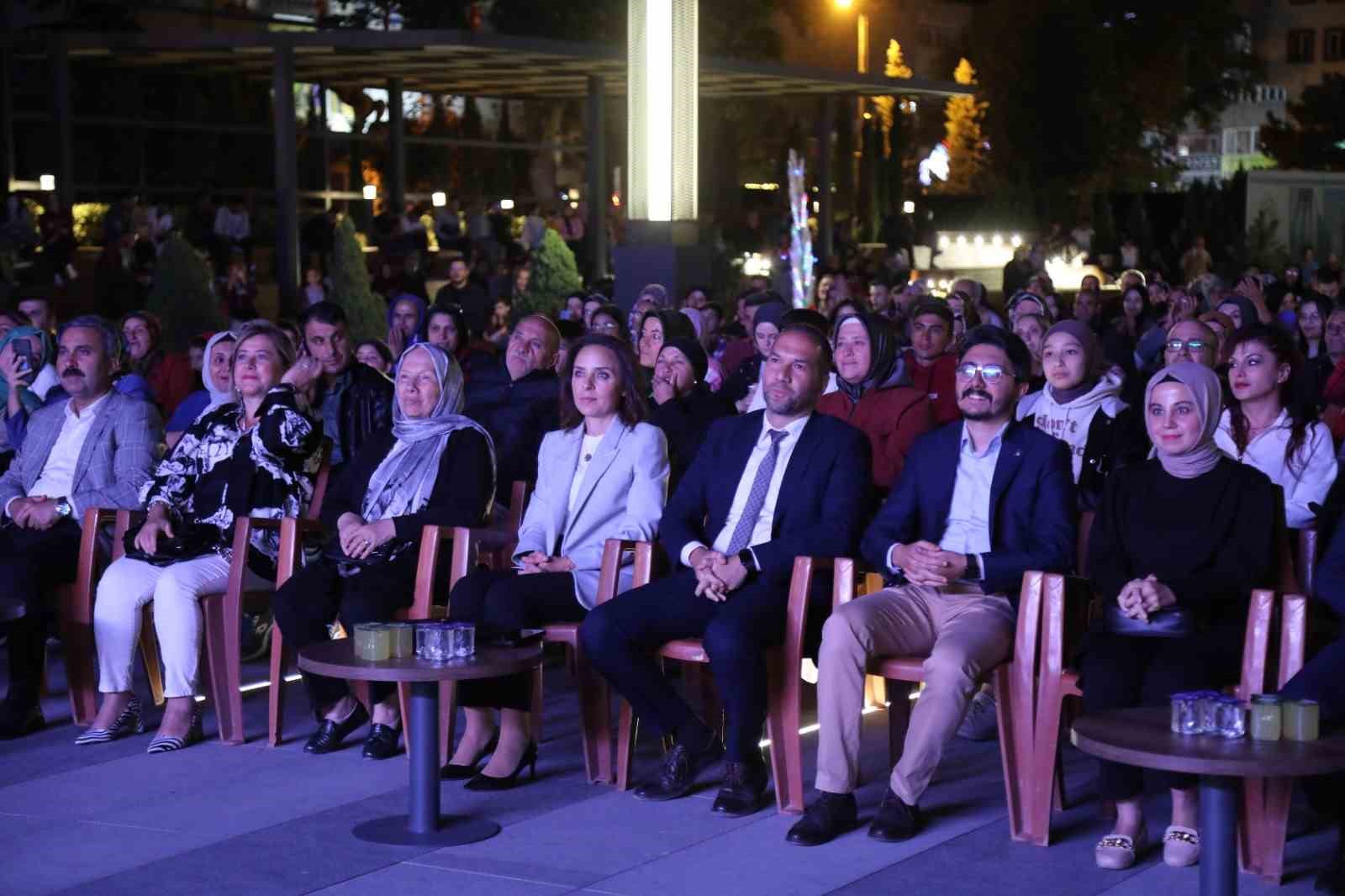 Niğde’de Necip Fazıl Kısakürek’i Anma Konseri düzenlendi