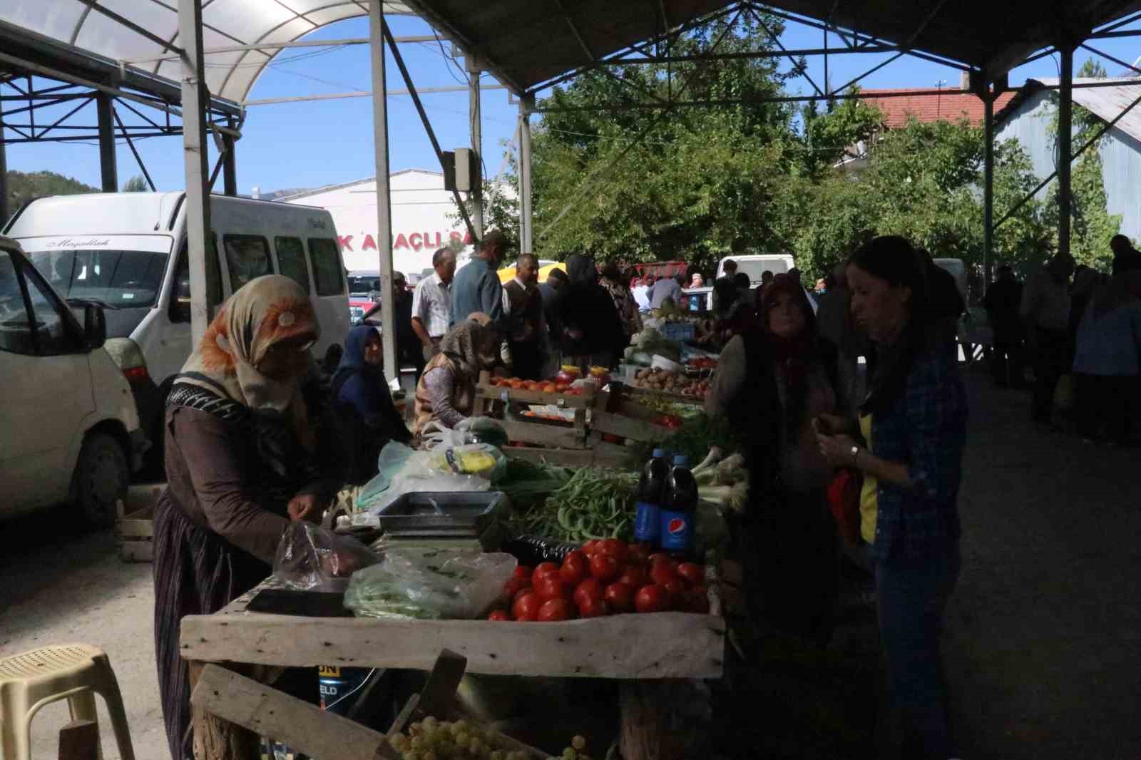 "Bu pirinç çömlek patlatır"
