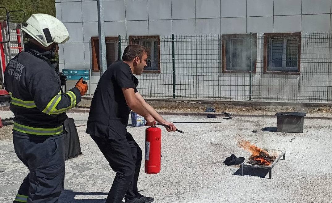 Ermenek Devlet Hastanesi’nde yangın tatbikatı