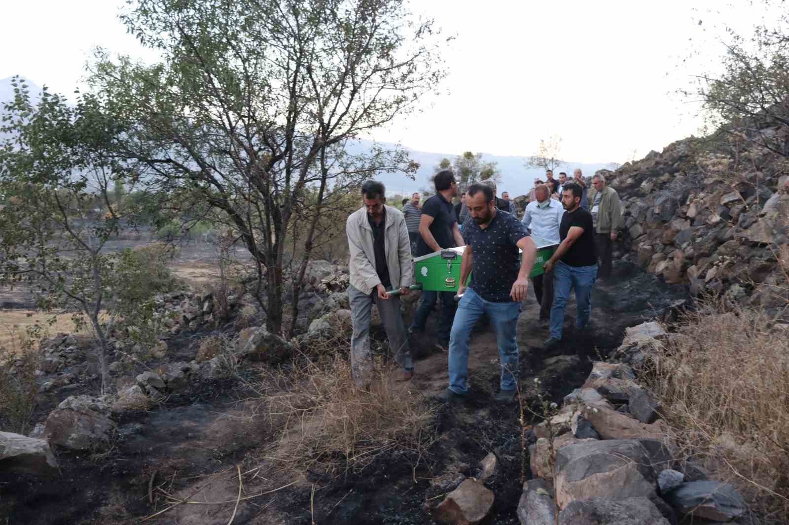 Kayseri’de acı olay: Yaktığı anızın arasında kalarak can verdi