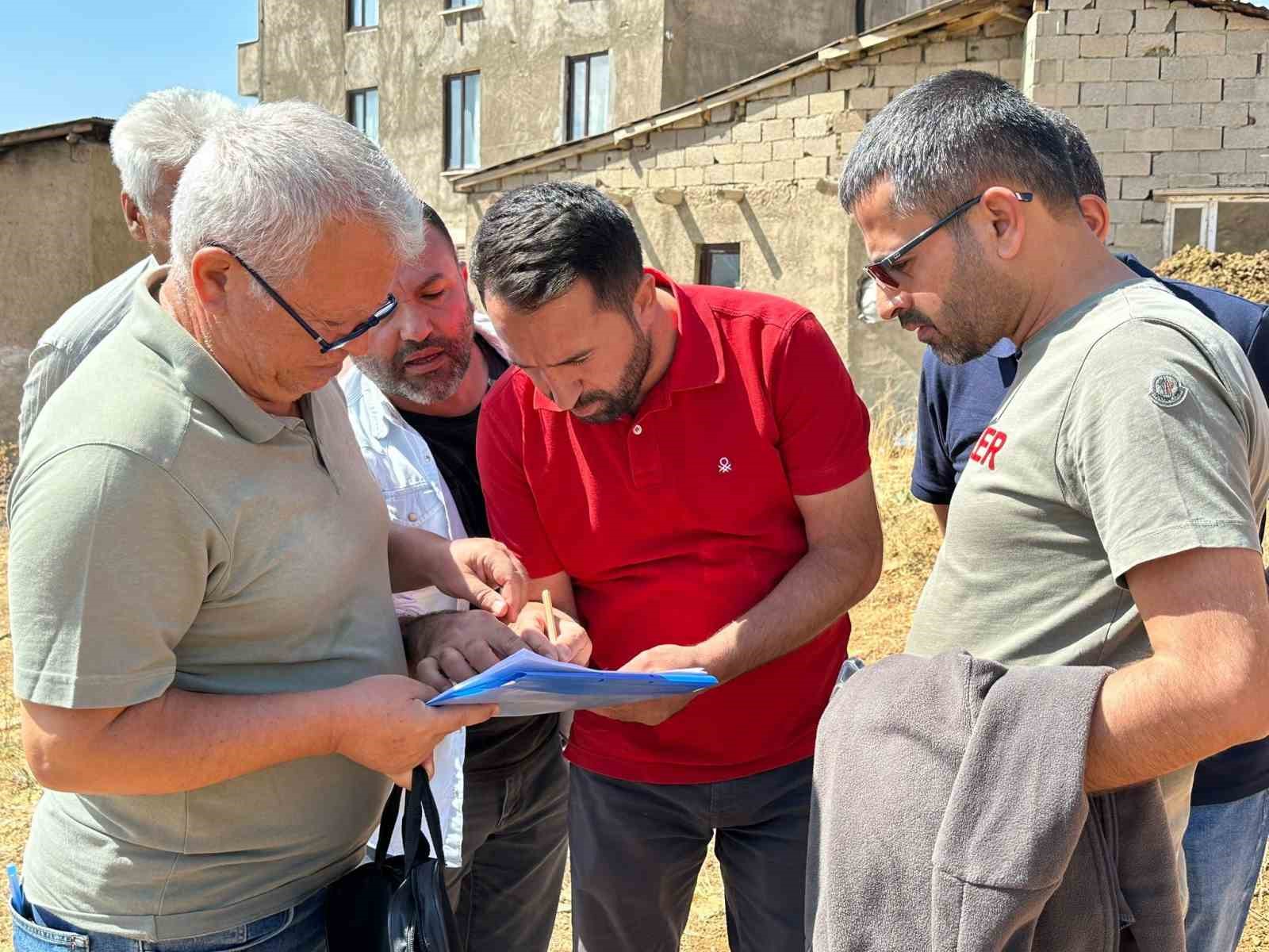 Yüksekova’da tapu tahsil sorunu çözüme kavuşuyor