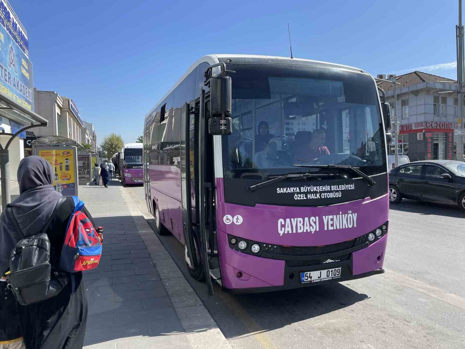 Sakarya’da 65 yaş üstü de parası olmayan da bu otobüsleri kullanabiliyor