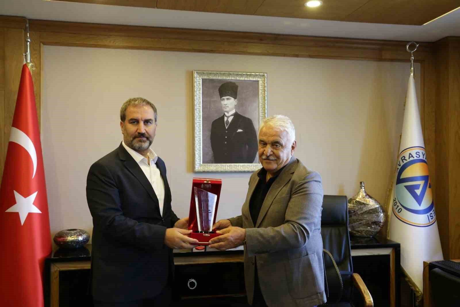 AK Parti Genel Başkan Yardımcısı Mustafa Şen, Avrasya Üniversitesi’ni ziyaret etti