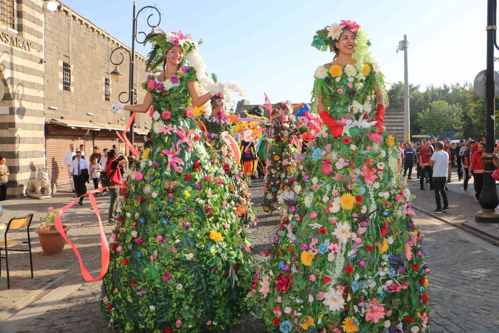 Adalet Bakanı Yılmaz Tunç, Diyarbakır’da “13. Karpuz Festivali”ne katıldı