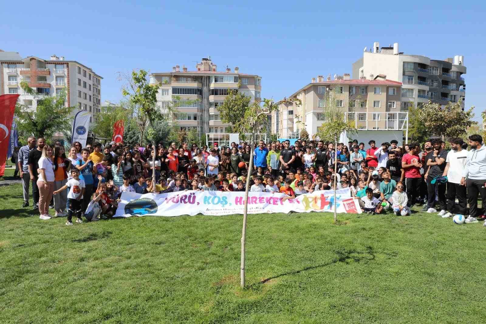 İpekyolu’nda Avrupa Hareketlilik Haftası etkinlikleri sabah sporuyla başladı