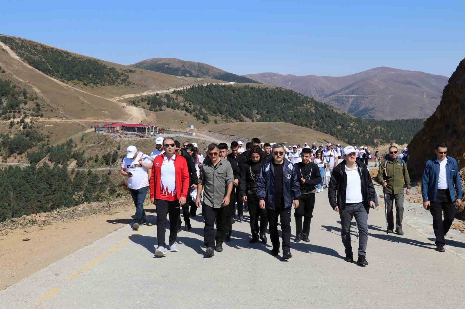 Avrupa Spor Haftası’nda Gümüşhane’de doğa yürüyüşü düzenlendi