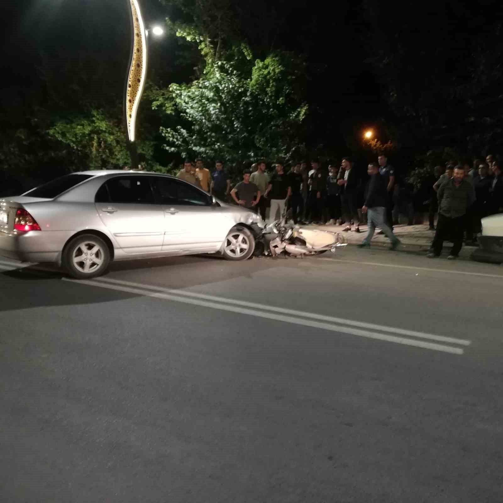 Burdur&rsquo;da motosiklet ile otomobil &ccedil;arpıştı: 1 yaralı

