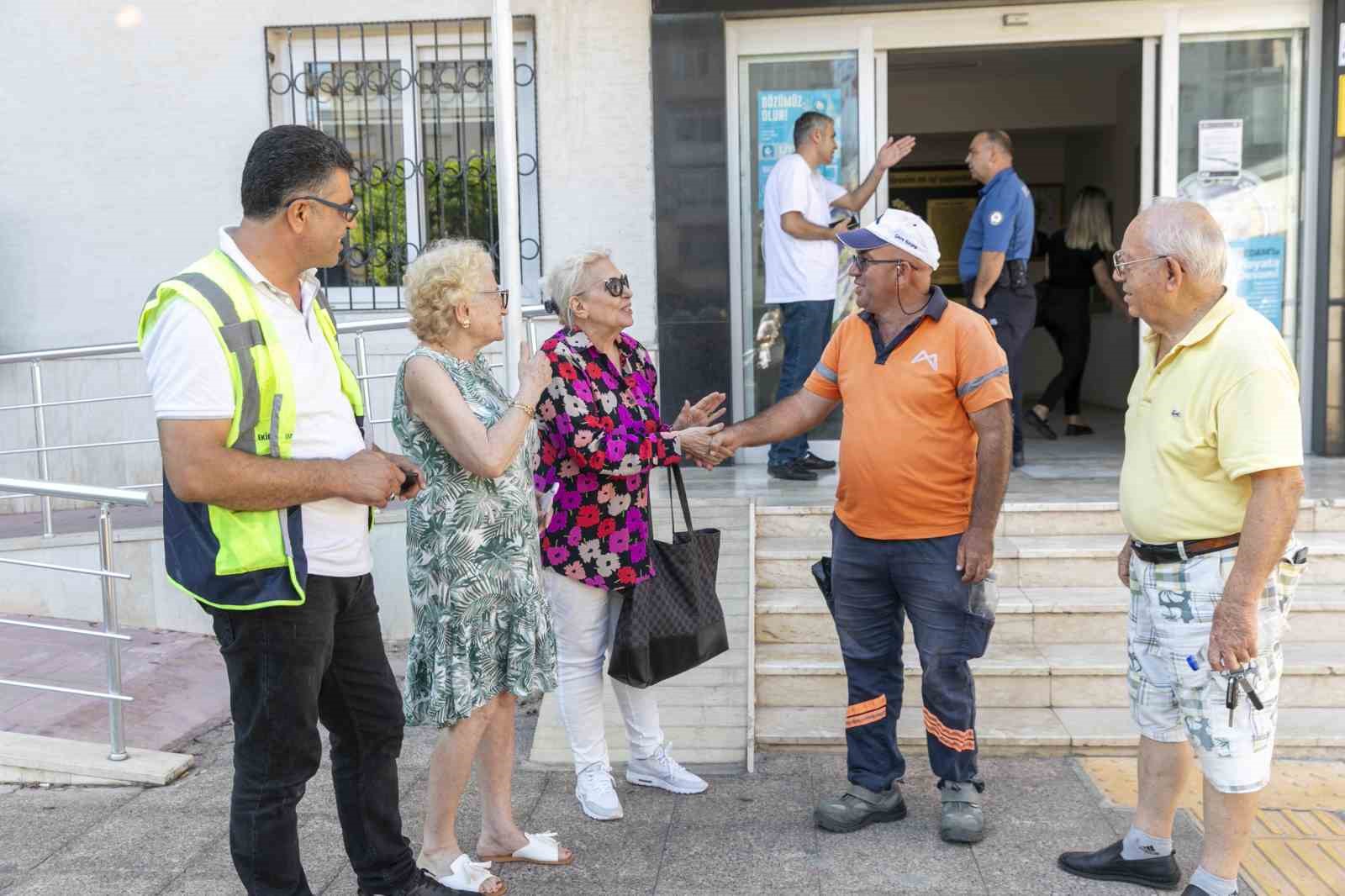 Belediye personelinden örnek davranış
