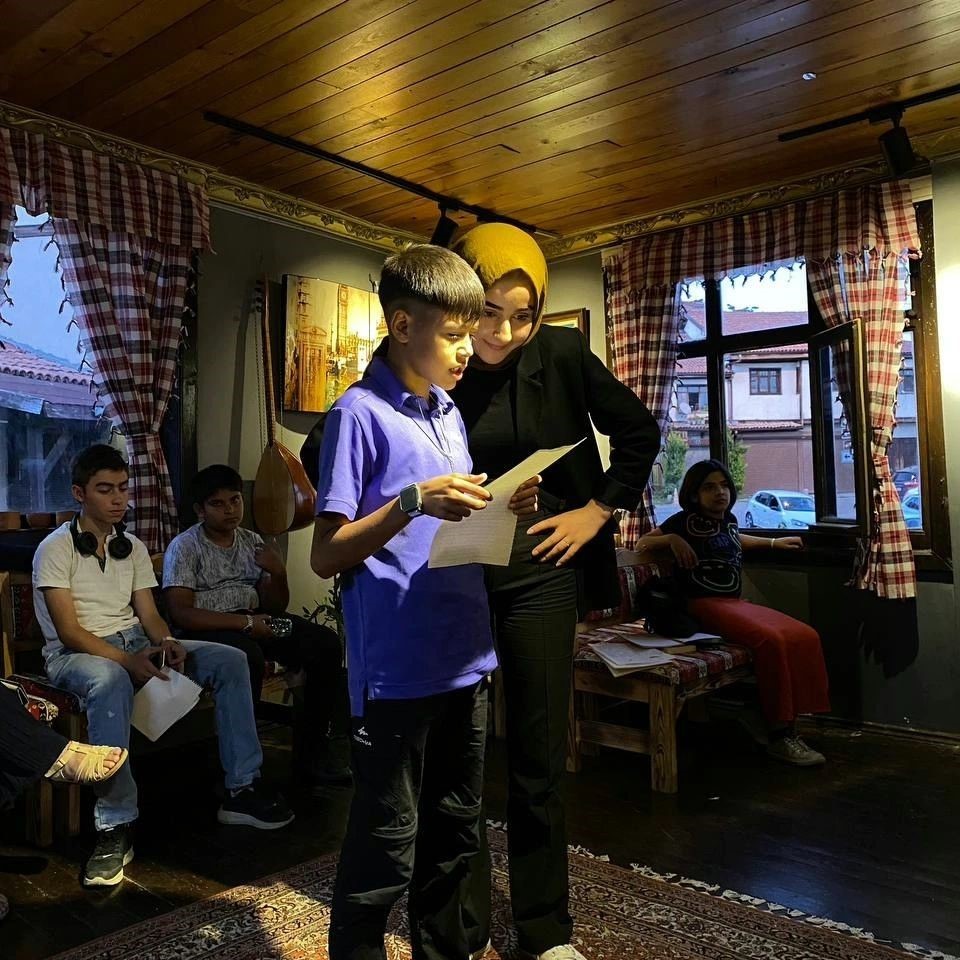 Roman &ccedil;ocukları &lsquo;Bahar Sosyal Sorumluluk&rsquo; projesiyle gelişim kaydediyor
