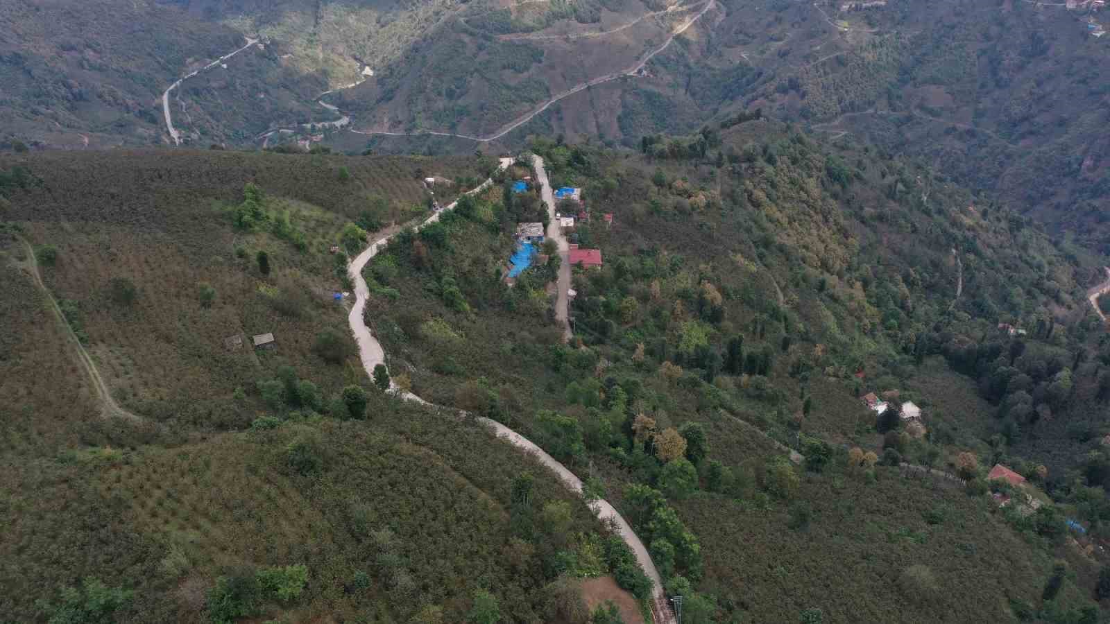 Ordu Büyükşehir, beton yol çalışmalarını sürdürüyor
