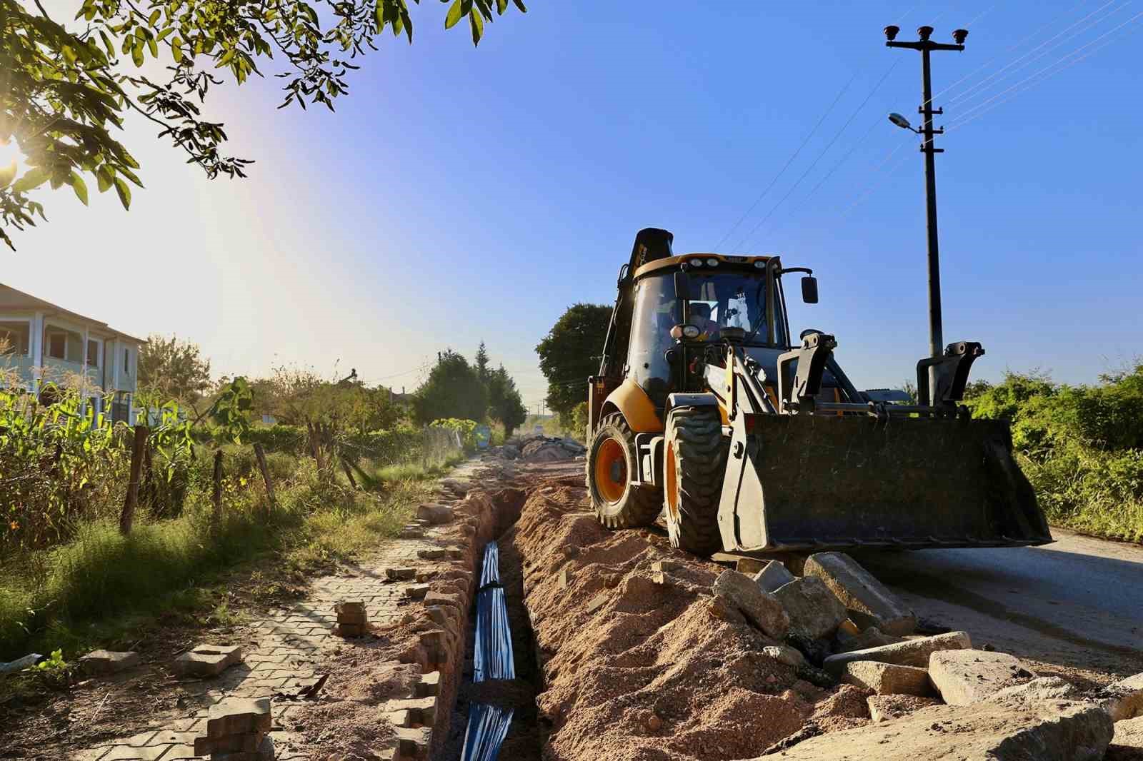 Serdivan’da 5 mahallenin içme suyu altyapısı yenileniyor
